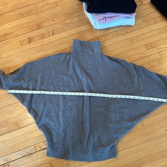 French Connection Gray Cocoon sweater XS - Picture 5 of 5